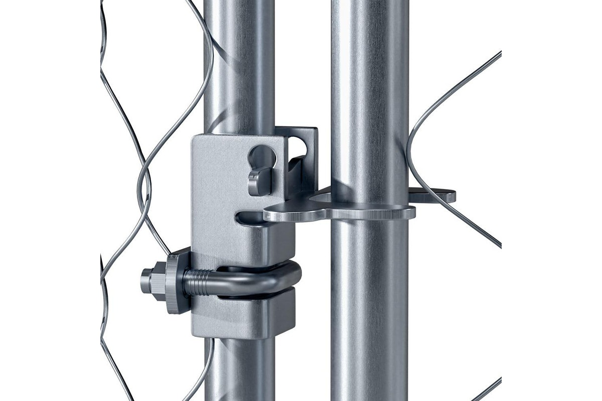 Outdoor Dog Kennel With Door & Roof 2M X 2M X 1.5M