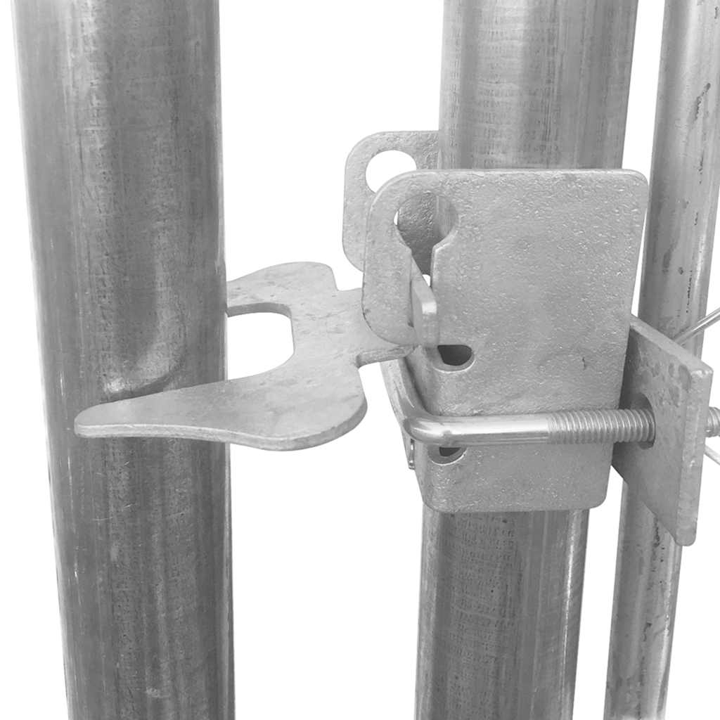 Outdoor Dog Kennel With Roof 382X382X225cm