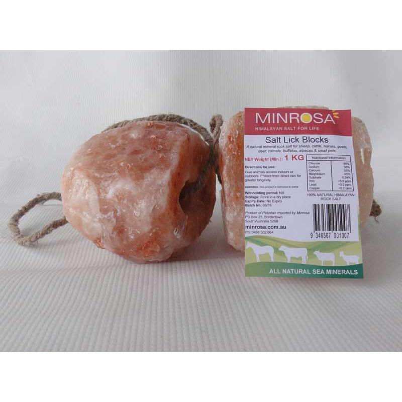 Minrosa Pet Salt Lick With Rope