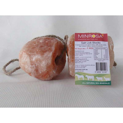 Minrosa Pet Salt Lick With Rope